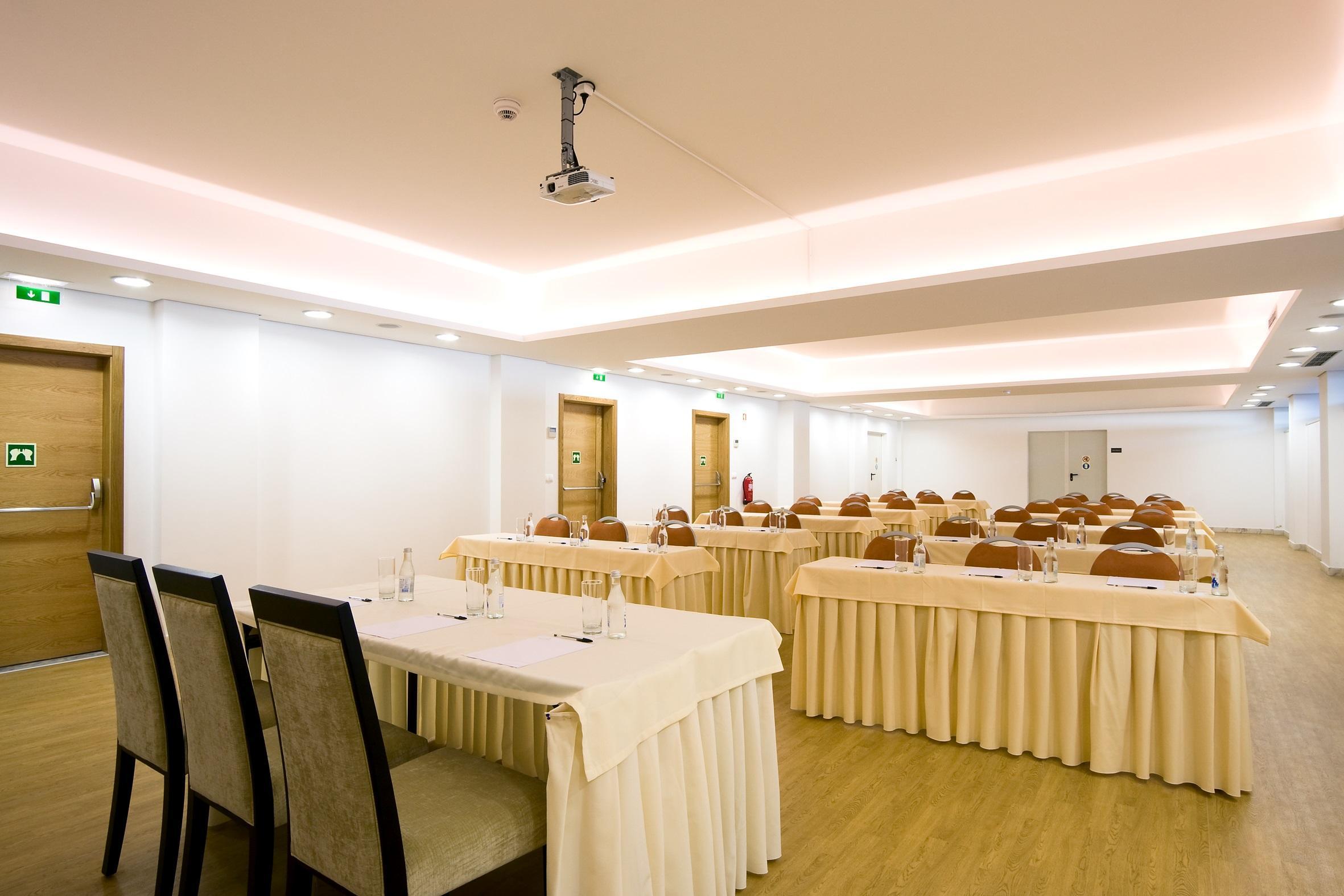 Monte Gordo Hotel Apartamentos & Spa Экстерьер фото